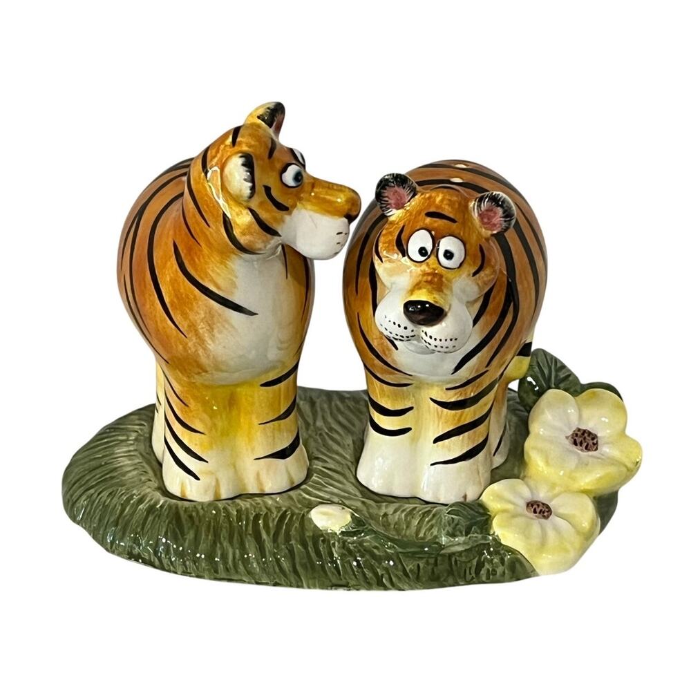 Vintage‎ Style Tiger Salt Pepper Shakers Set Kitsch Safari Jungle Animal Decor